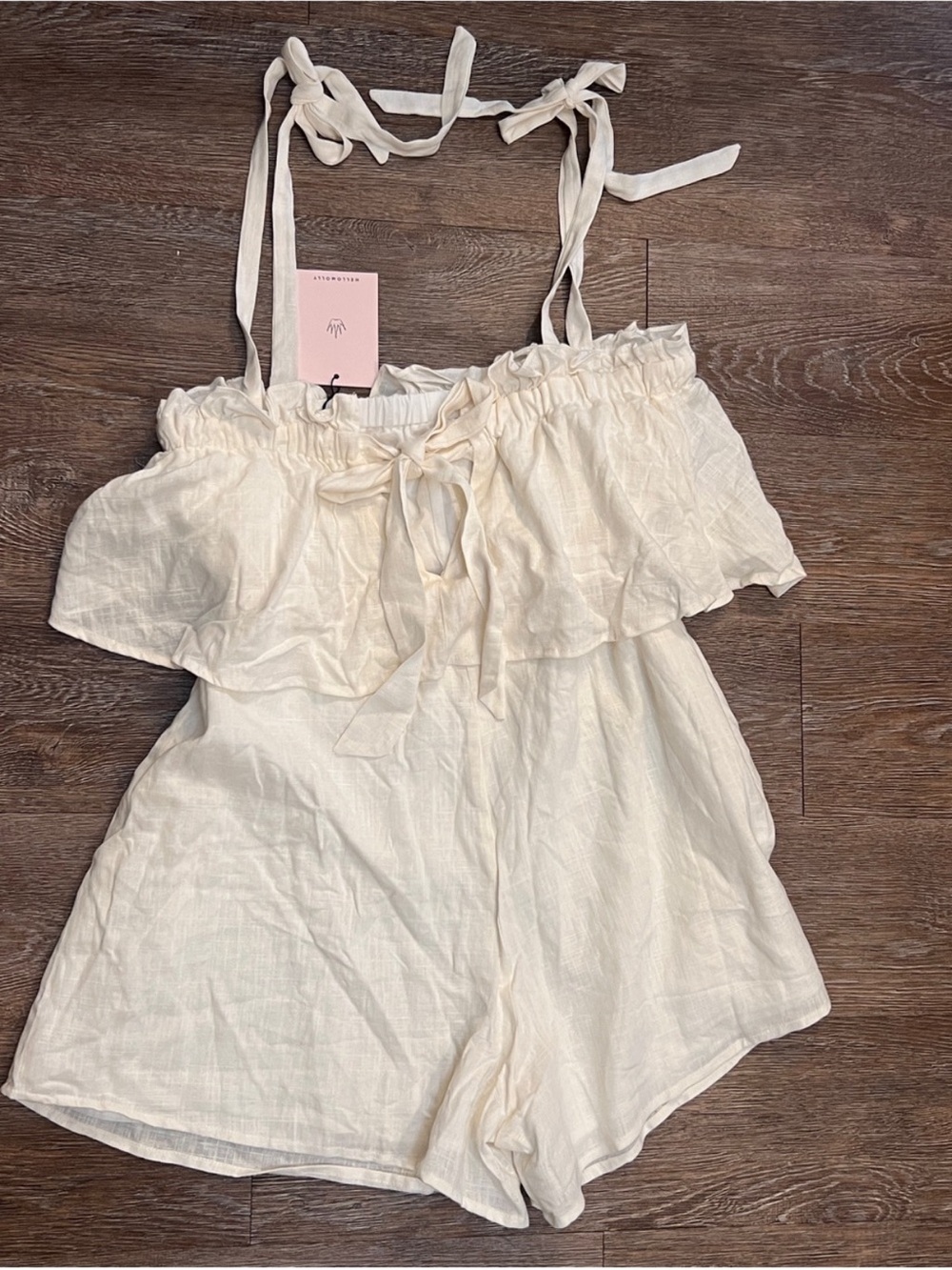Hello Molly Ruffle Romper - Picture 9 of 12